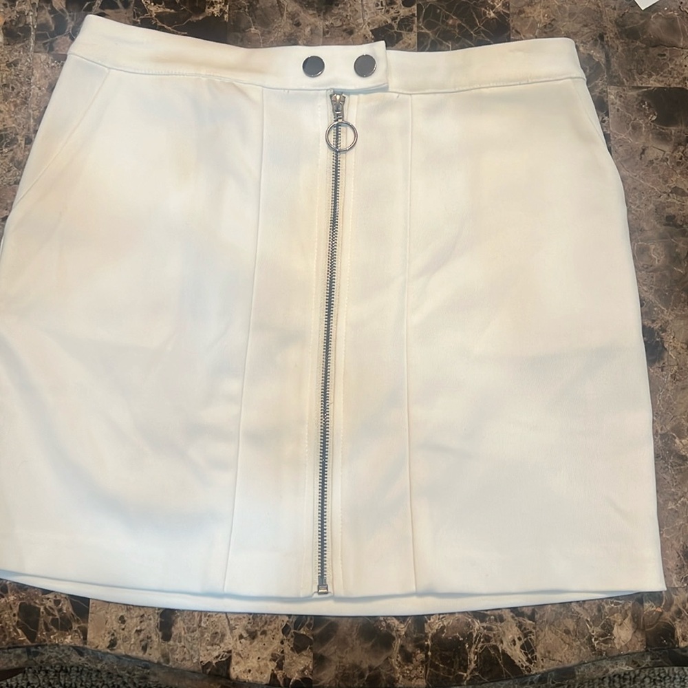 Classy White Skirt